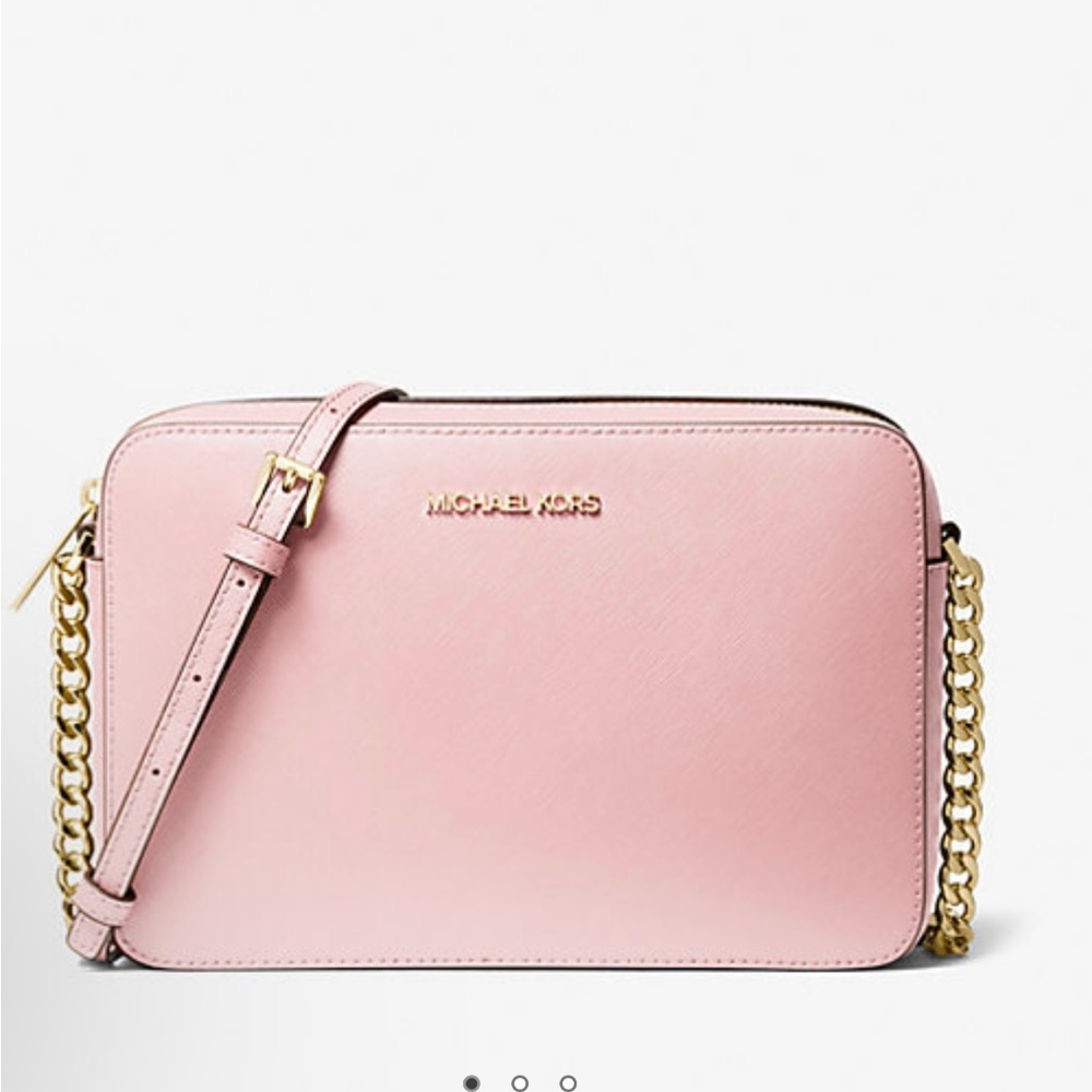 Madia I’m selling brand new Micheal kors big toe bag - Picture 5 of 6